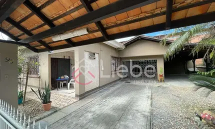 Casa com 4 quartos à venda no Centro, Pomerode , 192 m2 por R$ 650.000