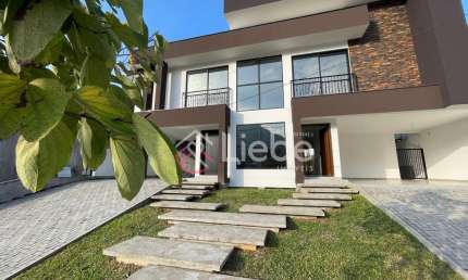 Casa com 3 quartos à venda no Ribeirão Herdt, Pomerode , 157 m2 por R$ 1.333.500