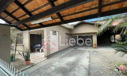 Casa com 4 quartos à venda no Centro, Pomerode , 192 m2 por R$ 650.000