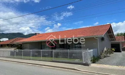 Casa com 3 quartos à venda no centro, pomerode , 268 m2 por r$ 990.000
