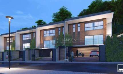 Sobrado com 3 suítes  à venda, 291 m² por R$ 2.405.459 - América - Joinville/SC