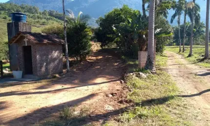 Chácara com 1 dormitório à venda, 24618 m² por R$ 350.000,00 - Centro - Jaraguá do Sul/SC