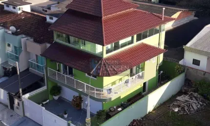 Sobrado com 1 suíte + 2  dormitórios sendo 1 suíte  à venda, 260 m² por r$ 850.000 - santo antônio - joinville/sc