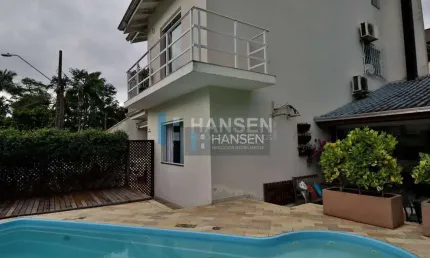 Sobrado com 1 suíte + 2  dormitórios à venda, 167 m² por R$ 890.000 - Bom Retiro - Joinville/SC