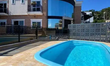 Casa com 4 suítes  à venda, 326 m² por R$ 2.300.000 - Bom Retiro - Joinville/SC