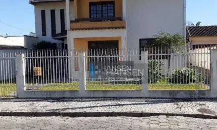 Casa com 3 dormitórios mais 1 suíte no bairro Guanabara.