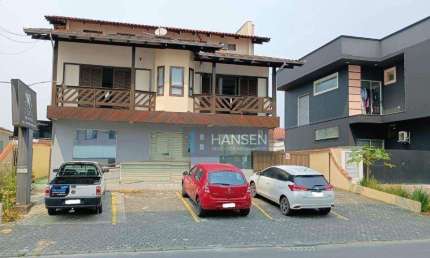 Sobrado comercial/Residencial Averbado  com 1 suíte master + 3 dormitórios + salas à venda, 341 m² por R$ 2.130.000 - Costa e Silva - Joinville/SC