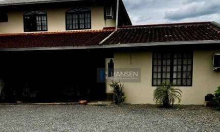 Casa com 4 dormitórios à venda, 285 m² por R$ 650.000,00 - Morro do Meio - Joinville/SC