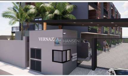 Sobrado com 3 suítes à venda, 318 m² por R$ 1.750 - Glória - Joinville/SC