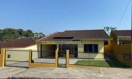 Casa com 2 dormitórios 1 suíte à venda por R$ 699.000 - Costa e Silva - Joinville/SC