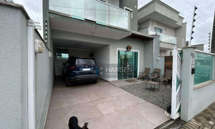 Casa com 1 suíte + 2  dormitórios à venda, 142 m² por R$ 900.000 - Itajuba - Barra Velha/SC