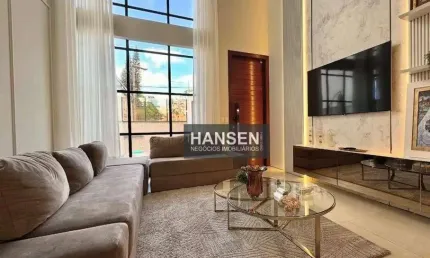 Casa de Alto Padrão com 3 suítes à venda, 203 m² por R$ 1.980.000 - América - Joinville/SC