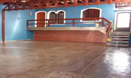 Casa para venda,  3 quartos e 4 vagas na Chácara Agrindus - Taboão da Serra ;