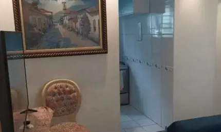 Apartamento com 2 dormitórios à venda, 53 m² por R$ 175.000,00 - Jardim Mirna - Taboão da Serra/SP