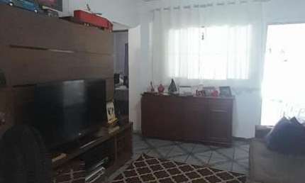 Imóvel à Venda com 4 Casas – Próximo ao Poupatempo – Ideal para Renda – Taboão da Serra – SP