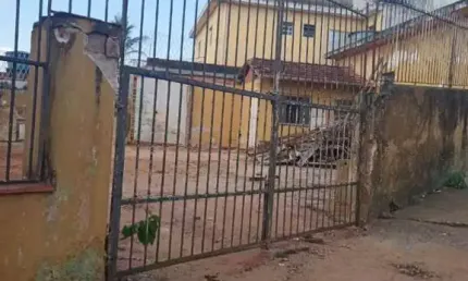 Casa com 4 dormitórios à venda, 560 m² por R$ 1.400.000 - Vila Pirajussara - São Paulo/SP