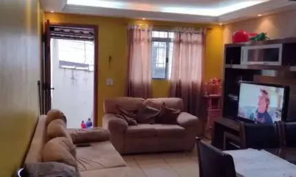 Casa com 2 quartos com de terreno 200m² - Vila Vasconcelos