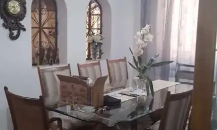Casa de 288m² à Venda com 3 Dormitórios e Jardim Encantado