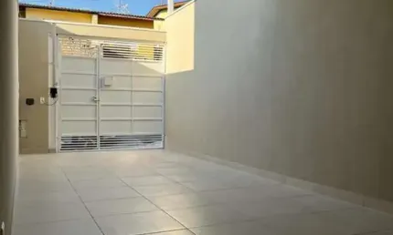 SOBRADO 3 DORM, 1 SUITE , 2 VAGA DE GARAGEM À VENDA NO CAMPO LIMPO- SP