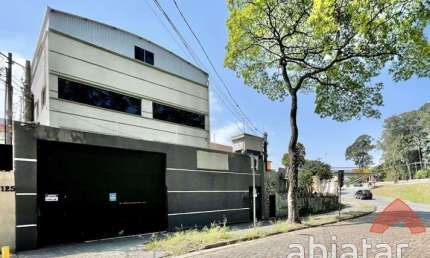 PRÉDIO COMERCIAL / GALPÃO - AC 585 m², Km 12 Rod. Raposo Tavares!