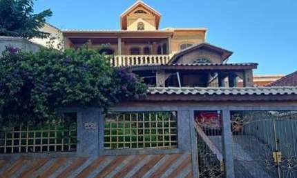 Sobrado à venda - Jardim Maria Rosa - Taboão da Serra