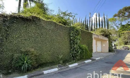 Rua São João - Miolo Granja. 5 suítes, piscina, gourmet, quadra tênis!