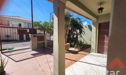 Casa de 324m² com 6 dormitórios e vaga - Jardim Maria Rosa