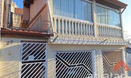 Casa com 3 quartos à venda na Rua João Duarte, Jardim Wanda, Taboão da Serra