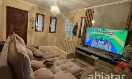 Casa à Venda no Jardim Paraíso – Taboão da Serra | 3 Dorms, 2 Vagas e Ótima Localização