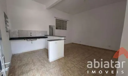 Casa Térrea para Alugar no Parque Monte Alegre – 2 Dorms, 3 Vagas e Quinta