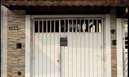 Casa com 2 quartos à venda na Estrada Benedito Cezário de Oliveira, Vila Iasi, Taboão da Serra