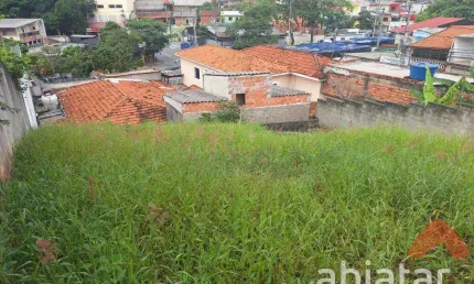Terreno à venda na Travessa Ipê, Parque Assunção, Taboão da Serra