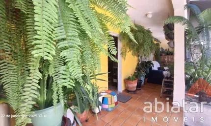 Casa à venda com 5 dormitórios no pirajussara – espaço e potencial para investimento