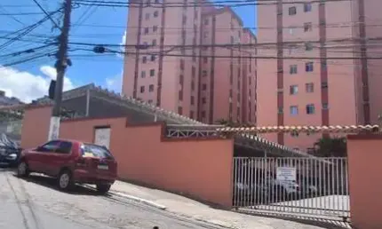 Apartamento reformado com 2 dorms à venda no Jardim Mitsutani – 1 vaga, lazer, ótima localização