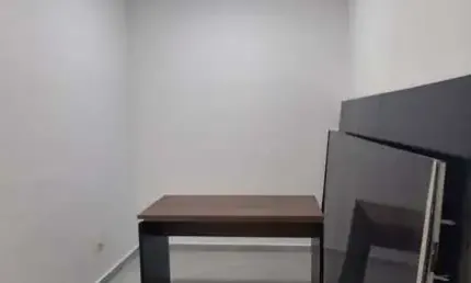 Sala comercial para alugar na Praça Nicola Vivilechio, Jardim Bontempo, Taboão da Serra