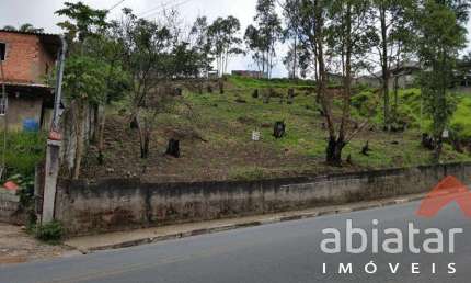 Terreno á venda com 2.036 m² de área total, em Embu das Artes;