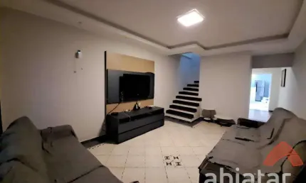 Sobrado disponível para venda com 3 quartos e 88 m² - jardim ferreira