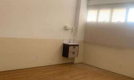 prédio comercial com 16 salas 11 banheiros parque pinheiros taboao da serra