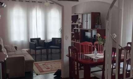 Casa com 3 quartos à venda na Rua Benedito Henrique Pedreira, Parque Marabá, Taboão da Serra