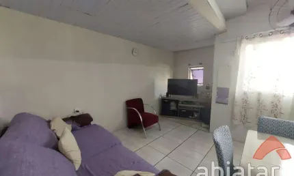 Casa Residencial com 3 Pavimentos à Venda – Jardim Saint Moritz, Taboão da Serra/SP