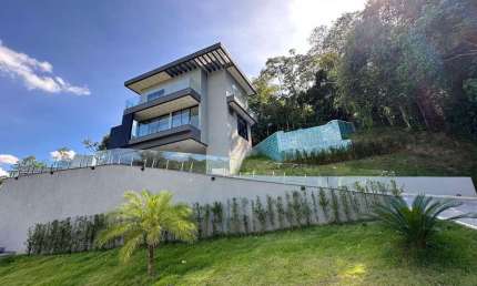 Casa Luxuosa em Condomínio Aruã Ecopark Lagos - Mogi das Cruzes - SP