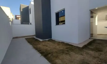Casa com 3 quartos à venda na Lírios do Campo, 86, Etelvina Carneiro, Belo Horizonte por R$ 559.000