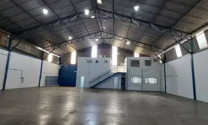 Barracão / Galpão / Depósito com 5 salas para alugar na Sebastião Ferreira de Pinho, 193, Boa Esperança, Santa Luzia por R$ 10.500