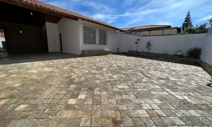 Casa com 5 quartos à venda na Rua Engenheiro Vicente Assunção, 101, Itapoã, Belo Horizonte por R$ 930.000