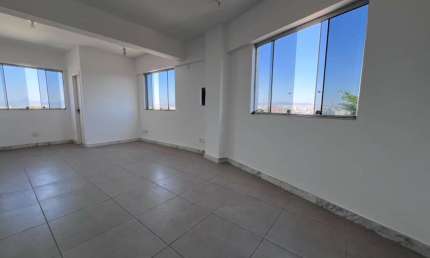 Sala comercial para alugar na Rua Maestro Justino da Conceição, 339, Candelária, Belo Horizonte por R$ 1.000