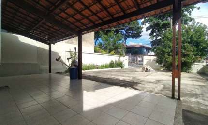 Casa com 4 quartos para alugar na Laura Ignácio Pontes, 89, Parque São Pedro (Venda Nova), Belo Horizonte por R$ 4.000