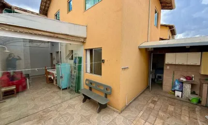 Casa com 3 quartos à venda na Rua das Tangerinas, 235, Vila Cloris, Belo Horizonte por R$ 660.000