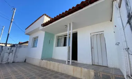 Casa com 3 quartos à venda na Rua Tapirapes, 62, Santa Mônica, Belo Horizonte por R$ 799.000