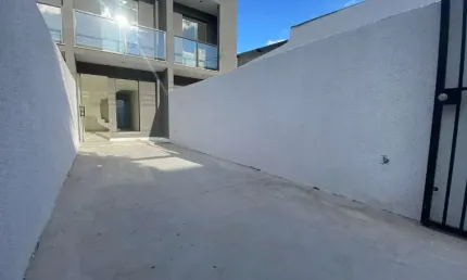 Casa com 2 quartos à venda na Mariana Amélia de Azevedo, 404, São João Batista, Belo Horizonte por R$ 429.000