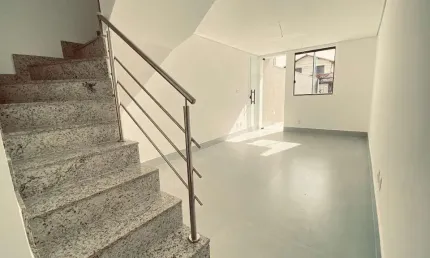 Casa com 2 quartos à venda na Rua Alzira Maria Ferreira, 49, Santa Mônica, Belo Horizonte por R$ 549.000